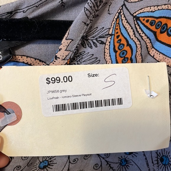 LovPosh Paisley Romper - Picture 5 of 5